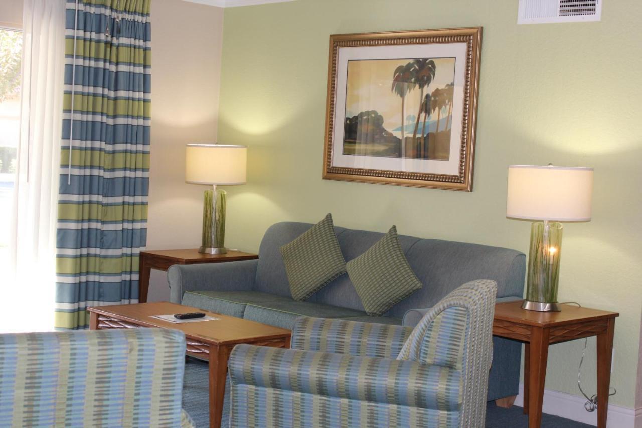 Blue Tree Resort At Lake Buena Vista Exterior photo