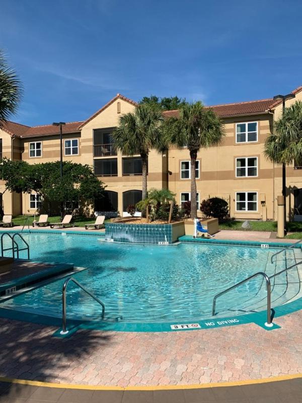 Blue Tree Resort At Lake Buena Vista Exterior photo